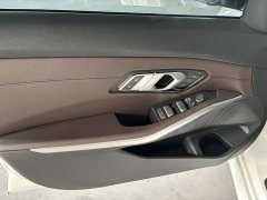 BMW 3 Series 320Li M Sport Package - ფოტო 7