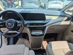 Buick GL8 New Energy Lusang Respect Edition - ფოტო 6