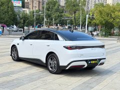 BYD Dolphin 06 EV 470KM Prestige Edition - ფოტო 7