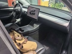 Tesla Model Y Rear-Wheel Drive - ფოტო 8