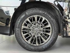 Toyota Alphard Hybrid 2.5L Luxury - ფოტო 6
