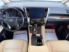 Toyota Alphard Hybrid 2.5L Luxury - ფოტო 7