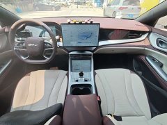 BYD Dolphin 07 DM-i 2025 DM-i 1.5L 125km Luxury - ფოტო 16