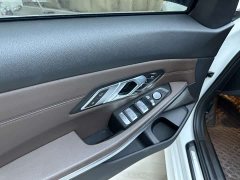 BMW 3 Series 320Li M Sport Package - ფოტო 14