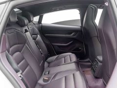 Porsche Taycan - ფოტო 17