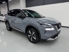 Nissan Qashqai VC-Turbo 300 CVT 4WD Premium Edition - ფოტო 4