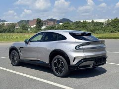 Xiaomi YU7 2025 Four-Wheel Drive Pro - ფოტო 4
