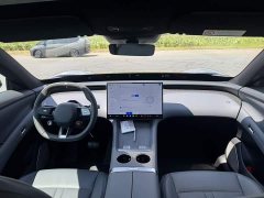Xiaomi YU7 2025 Four-Wheel Drive Pro - ფოტო 7