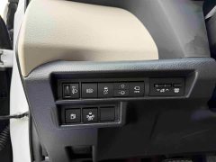 Toyota Grevias 2023 2.5L Hybrid Premium Plus Edition - ფოტო 14