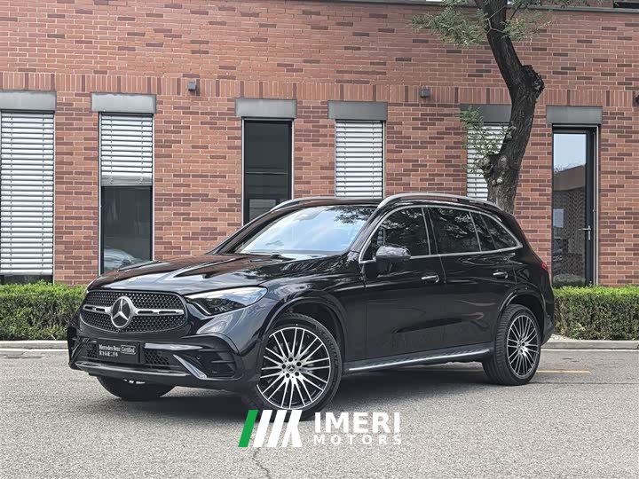 Mercedes-Benz GLC 300 L 4MATIC luxury 5 seats