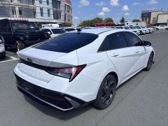 Hyundai Elantra 1.5L CVT Luxury - ფოტო 11