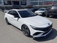 Hyundai Elantra 1.5L CVT Luxury - ფოტო 4