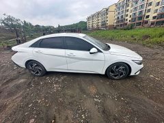 Hyundai Elantra 2023 1.5L CVT Luxury - ფოტო 7