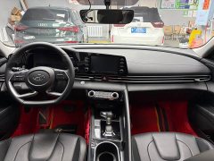Hyundai Elantra 1.5L CVT GLX Elite - ფოტო 10