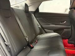 Hyundai Elantra 1.5L CVT GLX Elite - ფოტო 13