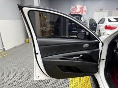 Hyundai Elantra 1.5L CVT Luxury - ფოტო 16
