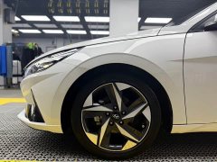 Hyundai Elantra 1.5L CVT Luxury - ფოტო 7