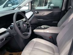 Buick GL8 Luzun Respect Edition - ფოტო 4