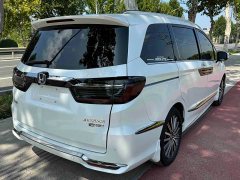 Honda Elysion 2.0L e:HEV Classic - ფოტო 4