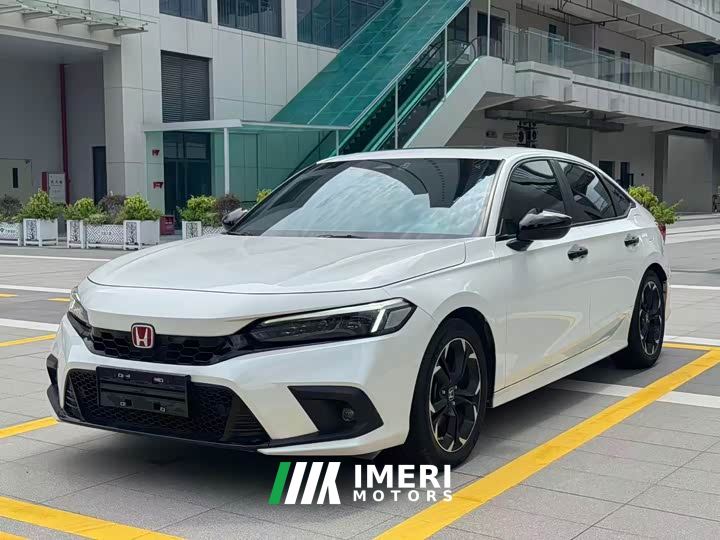Honda Civic 240TURBO CVT Fuel Dynamic Edition