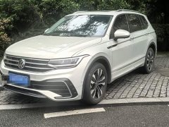 Volkswagen Tiguan L 380TSI Automatic AWD R-Line Premium 7-Seater - ფოტო 9