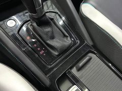 Volkswagen Jetta VS5 280TSI Automatic Gloss Deluxe Edition - ფოტო 16