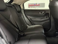 Honda Vezel 1.5L CVT Pioneer Edition - ფოტო 15