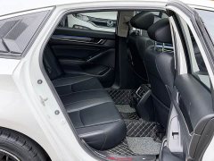 Honda Accord 2022 260TURBO Phantom Night Premium Edition - ფოტო 10