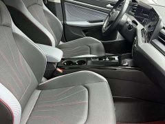 Volkswagen Lingdu L 280TSI DSG Dazzling Red Edition - ფოტო 10