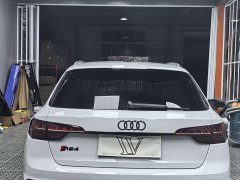 Audi RS 4 RS4 Avant Black Obsidian Edition - ფოტო 3