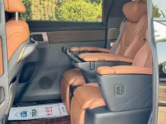 Toyota Alphard Hybrid 2.5L Premium Edition - ფოტო 5