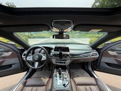 BMW 7 Series 730Li M Sport Package - ფოტო 15
