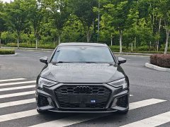 Audi A3 Facelift Sportback 35 TFSI Fashion Sport - ფოტო 2