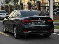 Toyota Avalon Hybrid 2.5L XLE Premium - ფოტო 3