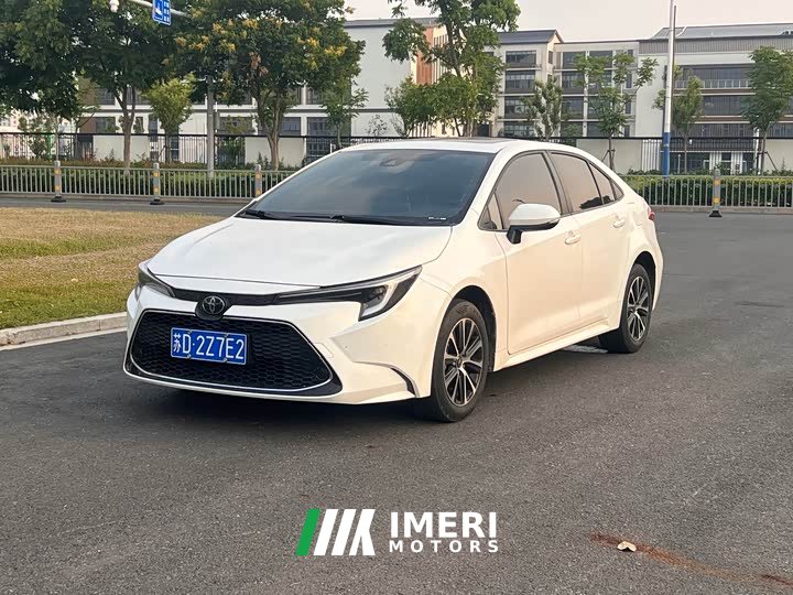 Toyota Corolla 1.8L CVT Luxury - ავტომობილი ჩინეთიდან