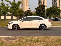 Toyota Corolla 1.8L CVT Luxury - ფოტო 4
