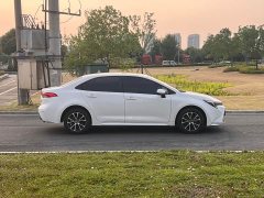 Toyota Corolla 1.8L CVT Luxury - ფოტო 5