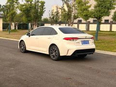 Toyota Corolla 1.8L CVT Luxury - ფოტო 6