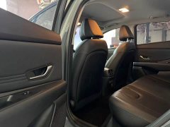 Hyundai Elantra 1.5L CVT Luxury - ფოტო 10
