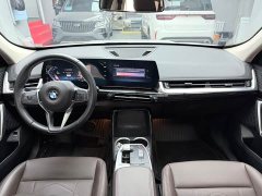 BMW X1 sDrive20Li X Design Package - ფოტო 10