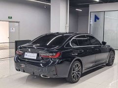 BMW 3 Series 320Li M Sport Package - ფოტო 4