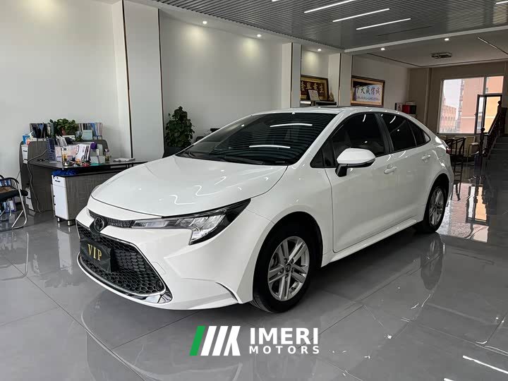 Toyota Corolla 1.8L CVT Luxury - ავტომობილი ჩინეთიდან