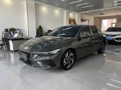 Hyundai Elantra 2023 1.5L CVT Luxury - ფოტო 1