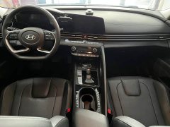 Hyundai Elantra 2023 1.5L CVT Luxury - ფოტო 9