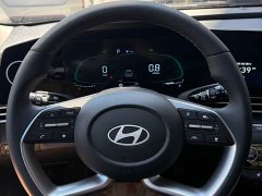 Hyundai Elantra 1.5L CVT Luxury - ფოტო 14