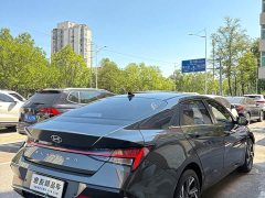 Hyundai Elantra 1.5L CVT Luxury - ფოტო 4