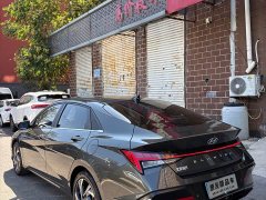 Hyundai Elantra 1.5L CVT Luxury - ფოტო 6