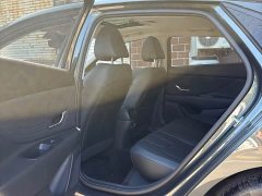 Hyundai Elantra 1.5L CVT Luxury - ფოტო 8