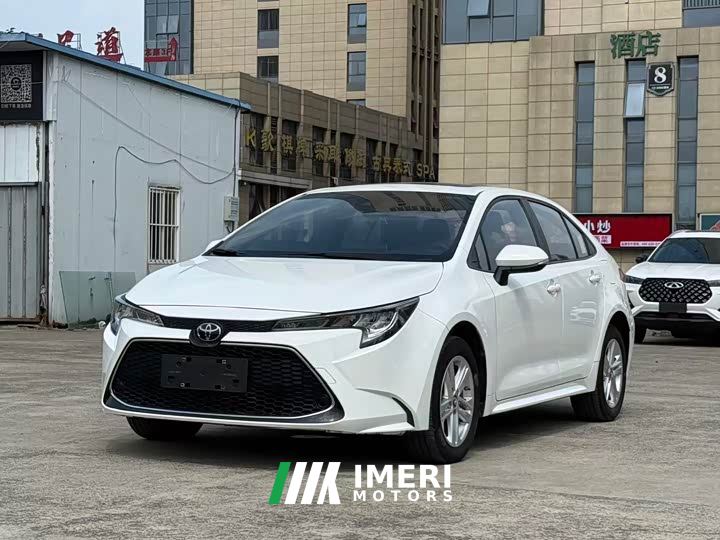 Toyota Corolla 1.8L CVT Luxury