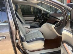 Buick GL8 Land Business Class 652T Luxury - ფოტო 14